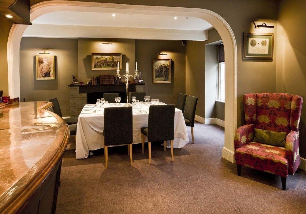 The Bell Hotel サンドウィッチ エクステリア 写真